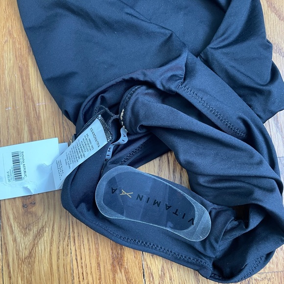 Vitamin A Emma One Piece - Picture 5 of 7